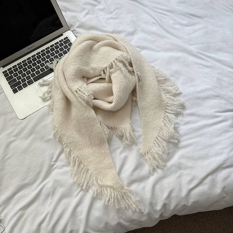 Cozy washable Fringe scarf by MoodGold featuring soft fabric and decorative fringe detail, ideal for stylish warmth.