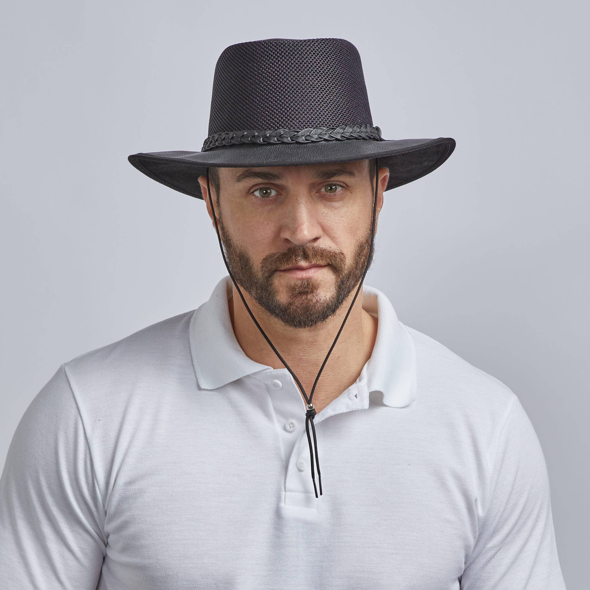 ISLEFIELD Crusher Breeze Outback Hat with wide brim and breathable design, perfect for outdoor protection.