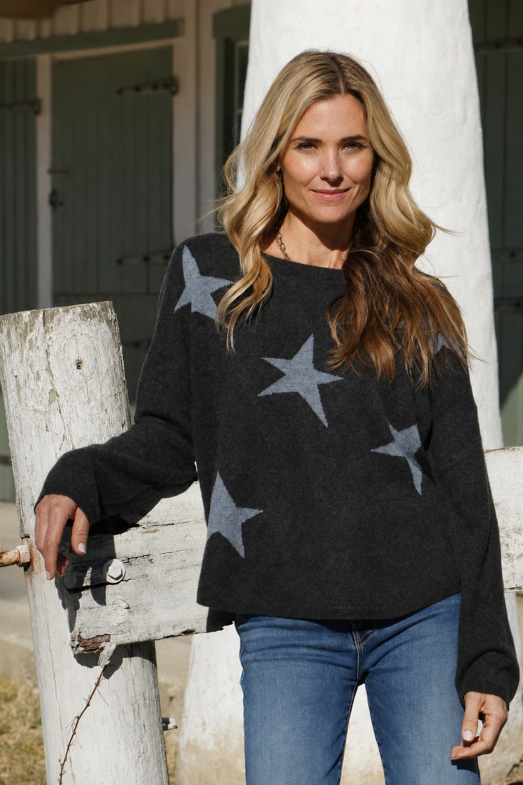 ISLEFIELD Star Crewneck sweater in Coal/Pool, star intarsia pattern, soft cashmere knit, crew neck design.